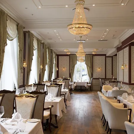 Fleischer's Отель Voss